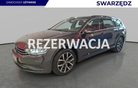 Używany samochód marki Volkswagen, model Passat Variant, rocznik 2022, przebieg 122400km - miniaturka 0