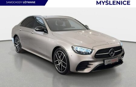 Używany samochód marki Mercedes, model E 220, rocznik 2023, przebieg 81000km