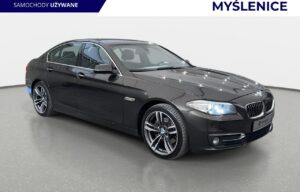 Używany samochód marki BMW, model 520, rocznik 2015, przebieg 242100km