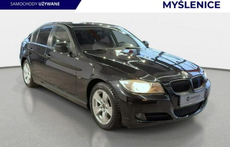 Używany samochód marki BMW, model 318, rocznik 2009, przebieg 137500km - miniaturka 0