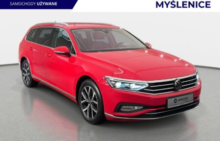 Używany samochód marki Volkswagen, model Passat Variant, rocznik 2022, przebieg 127800km