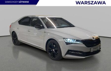 Używany samochód marki Škoda, model Superb, rocznik 2021, przebieg 153100km