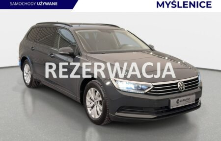 Używany samochód marki Volkswagen, model Passat Variant, rocznik 2017, przebieg 156700km