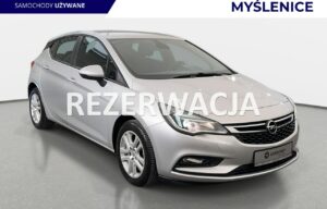 Używany samochód marki Opel, model Astra, rocznik 2016, przebieg 147300km