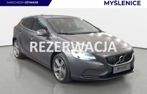 Używany samochód marki Volvo, model V40, rocznik 2018, przebieg 93100km