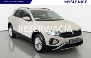 Używany samochód marki Volkswagen, model T-Roc, rocznik 2022, przebieg 35900km
