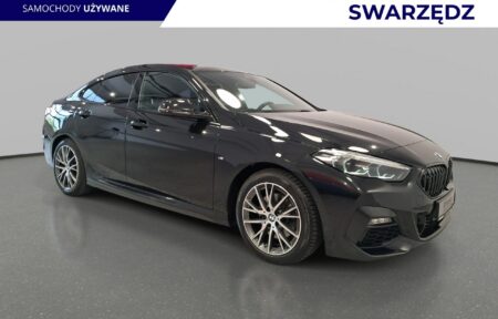 Używany samochód marki BMW, model 218, rocznik 2022, przebieg 90300km