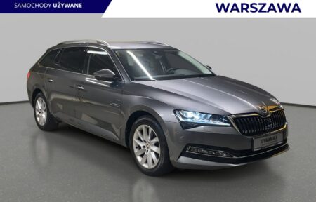 Używany samochód marki Škoda, model Superb, rocznik 2024, przebieg 29200km