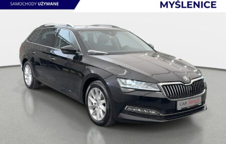 Używany samochód marki Škoda, model Superb, rocznik 2024, przebieg 57600km