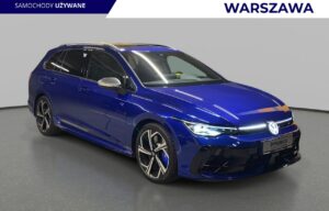 Używany samochód marki Volkswagen, model Golf Variant, rocznik 2024, przebieg 14600km