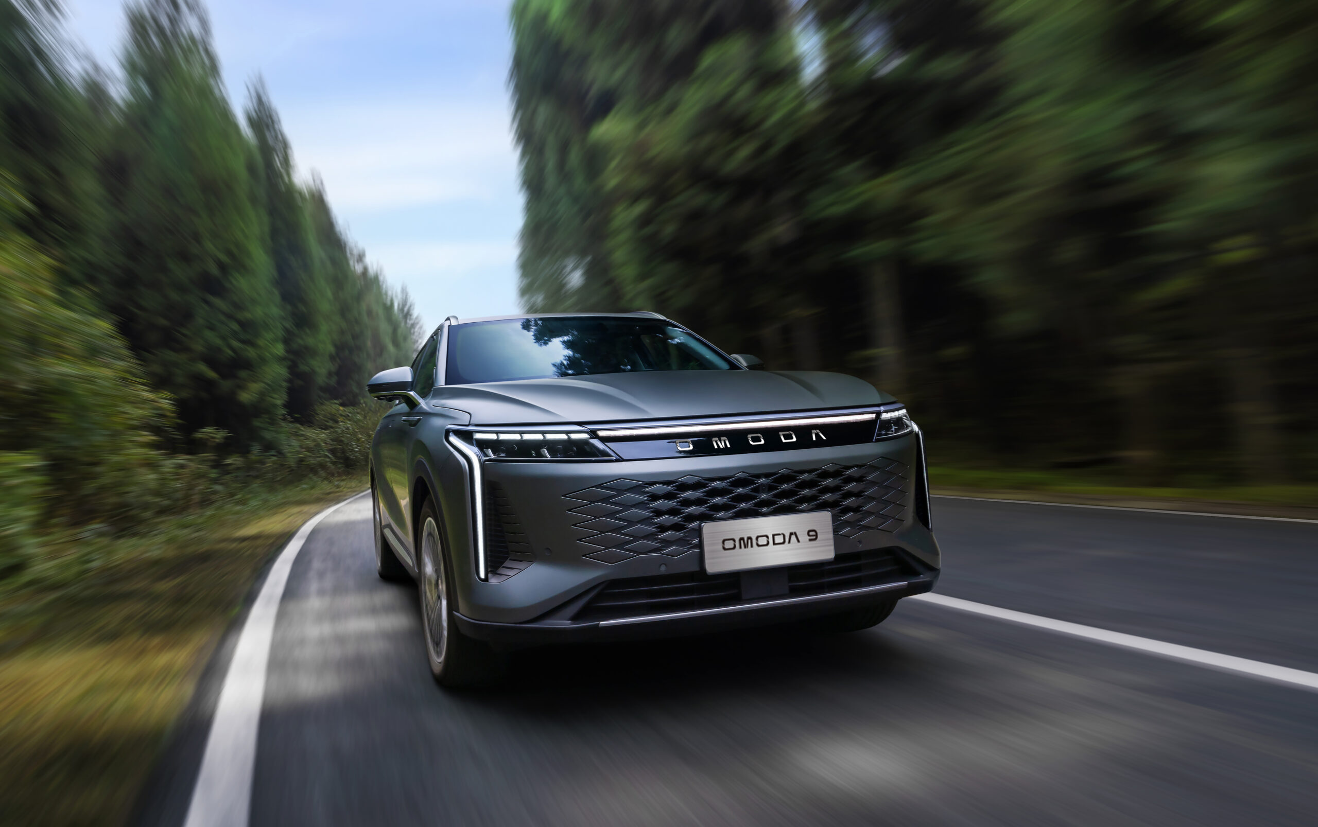 10 powodów, żeby kupić samochód Omoda 9 Super Hybrid w salonie Dynamica Kraków i Warszawa - 84