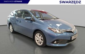 Używany samochód marki Toyota, model Auris, rocznik 2018, przebieg 105600km