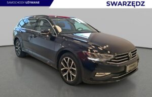Używany samochód marki Volkswagen, model Passat Variant, rocznik 2023, przebieg 112700km