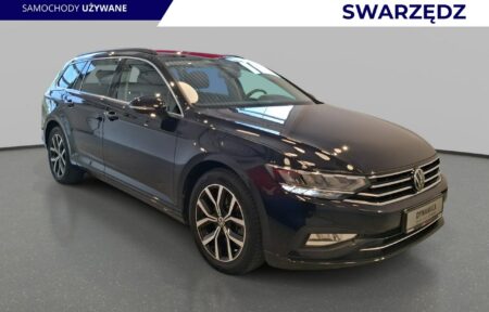 Używany samochód marki Volkswagen, model Passat Variant, rocznik 2023, przebieg 112700km - miniaturka 0
