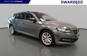 Używany samochód marki Škoda, model Superb, rocznik 2022, przebieg 118600km