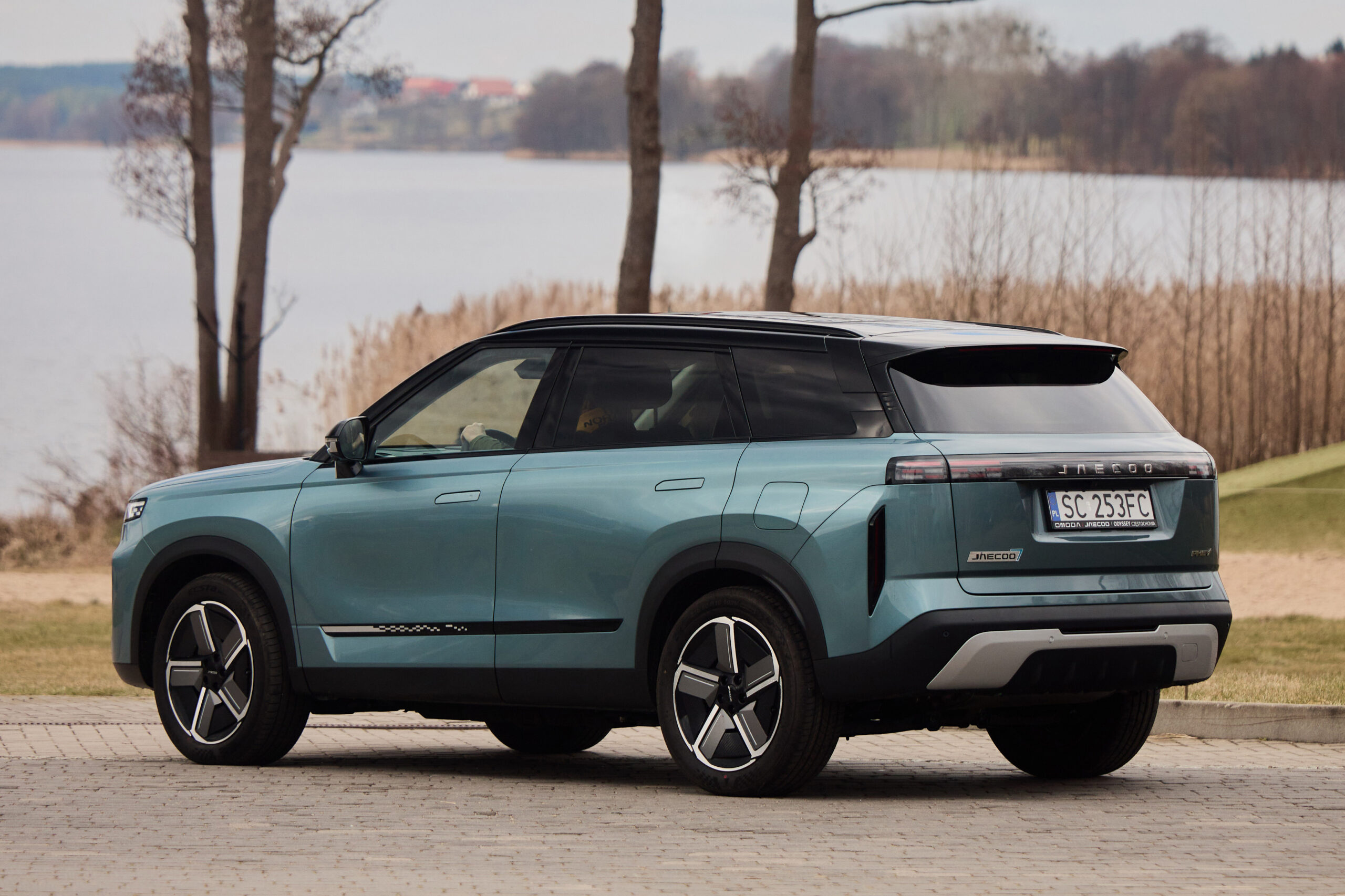 JAECOO 7 Super Hybrid vs. tradycyjne SUV-y hybrydowe - 41
