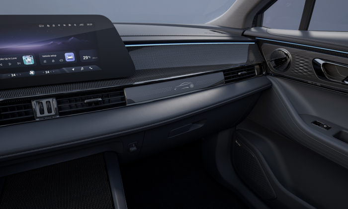Samochód Omoda 5 vs. Omoda E5 – auto benzynowe kontra elektryk - 90