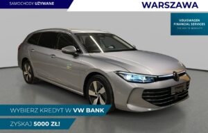 Używany samochód marki Volkswagen, model Passat Variant, rocznik 2024, przebieg 9700km