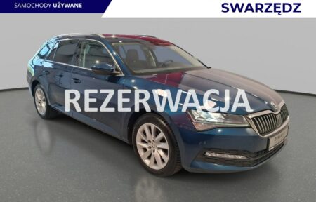 Używany samochód marki Škoda, model Superb, rocznik 2023, przebieg 122100km