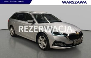 Używany samochód marki Škoda, model Octavia, rocznik 2022, przebieg 115700km