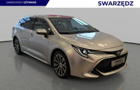 Używany samochód marki Toyota, model Corolla, rocznik 2022, przebieg 65800km