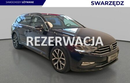 Używany samochód marki Volkswagen, model Passat Variant, rocznik 2023, przebieg 112700km