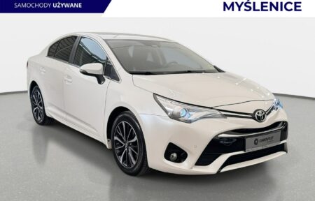 Używany samochód marki Toyota, model Avensis, rocznik 2018, przebieg 42900km