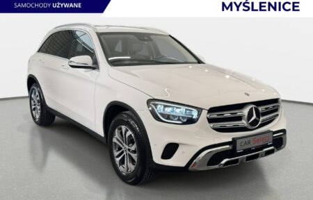 Używany samochód marki Mercedes, model GLC 300, rocznik 2022, przebieg 106300km