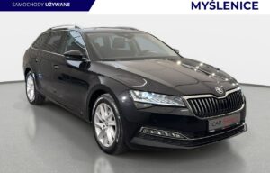 Używany samochód marki Škoda, model Superb, rocznik 2024, przebieg 63300km