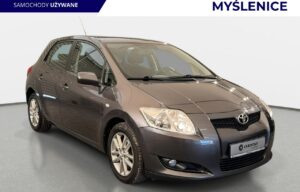 Używany samochód marki Toyota, model Auris, rocznik 2009, przebieg 175900km