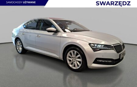 Używany samochód marki Škoda, model Superb, rocznik 2020, przebieg 74000km