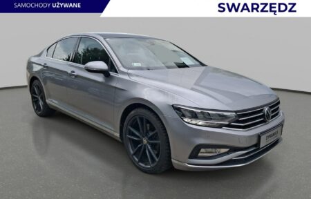 Używany samochód marki Volkswagen, model Passat, rocznik 2021, przebieg 102200km - miniaturka 0