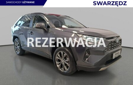 Używany samochód marki Toyota, model RAV-4, rocznik 2023, przebieg 52400km