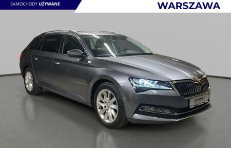 Używany samochód marki Škoda, model Superb, rocznik 2024, przebieg 55300km