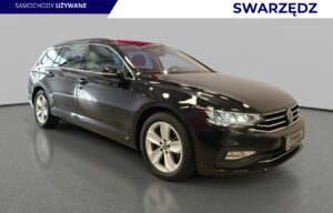 Używany samochód marki Volkswagen, model Passat Variant, rocznik 2021, przebieg 89700km