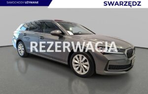 Używany samochód marki Škoda, model Superb, rocznik 2024, przebieg 21900km