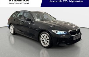 Używany samochód marki BMW, model 320, rocznik 2021, przebieg 90900km