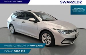 Używany samochód marki Volkswagen, model Golf Variant, rocznik 2023, przebieg 100000km