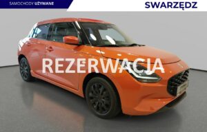 Używany samochód marki Suzuki, model Swift, rocznik 2024, przebieg 24200km