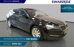 Używany samochód marki Škoda, model Superb, rocznik 2023, przebieg 53000km