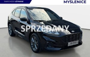 Używany samochód marki Ford, model Kuga, rocznik 2023, przebieg 35300km