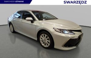 Używany samochód marki Toyota, model Camry, rocznik 2023, przebieg 68200km
