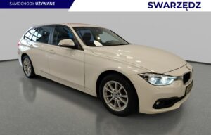 Używany samochód marki BMW, model 318, rocznik 2019, przebieg 192700km