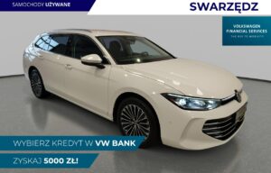 Używany samochód marki Volkswagen, model Passat Variant, rocznik 2025, przebieg 45182km